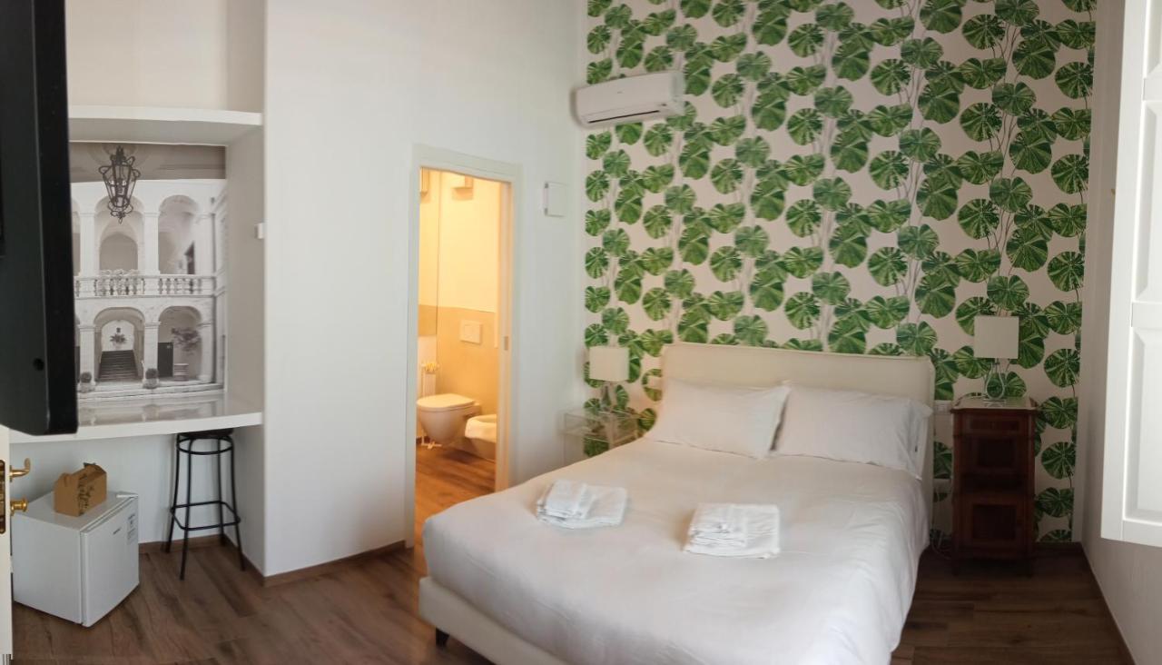 Bed and Breakfast La Soffitta Covelli Trani Exterior foto