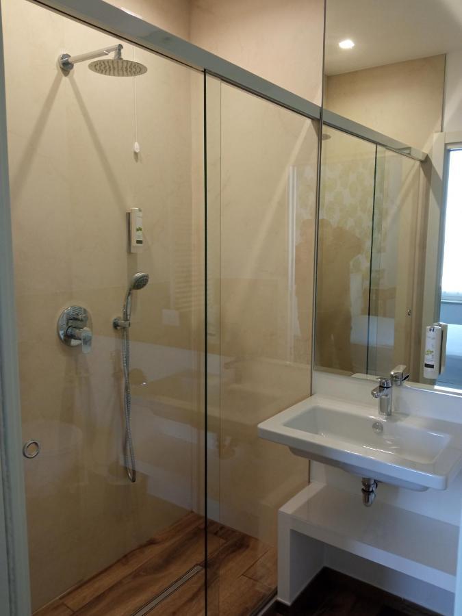 Bed and Breakfast La Soffitta Covelli Trani Exterior foto