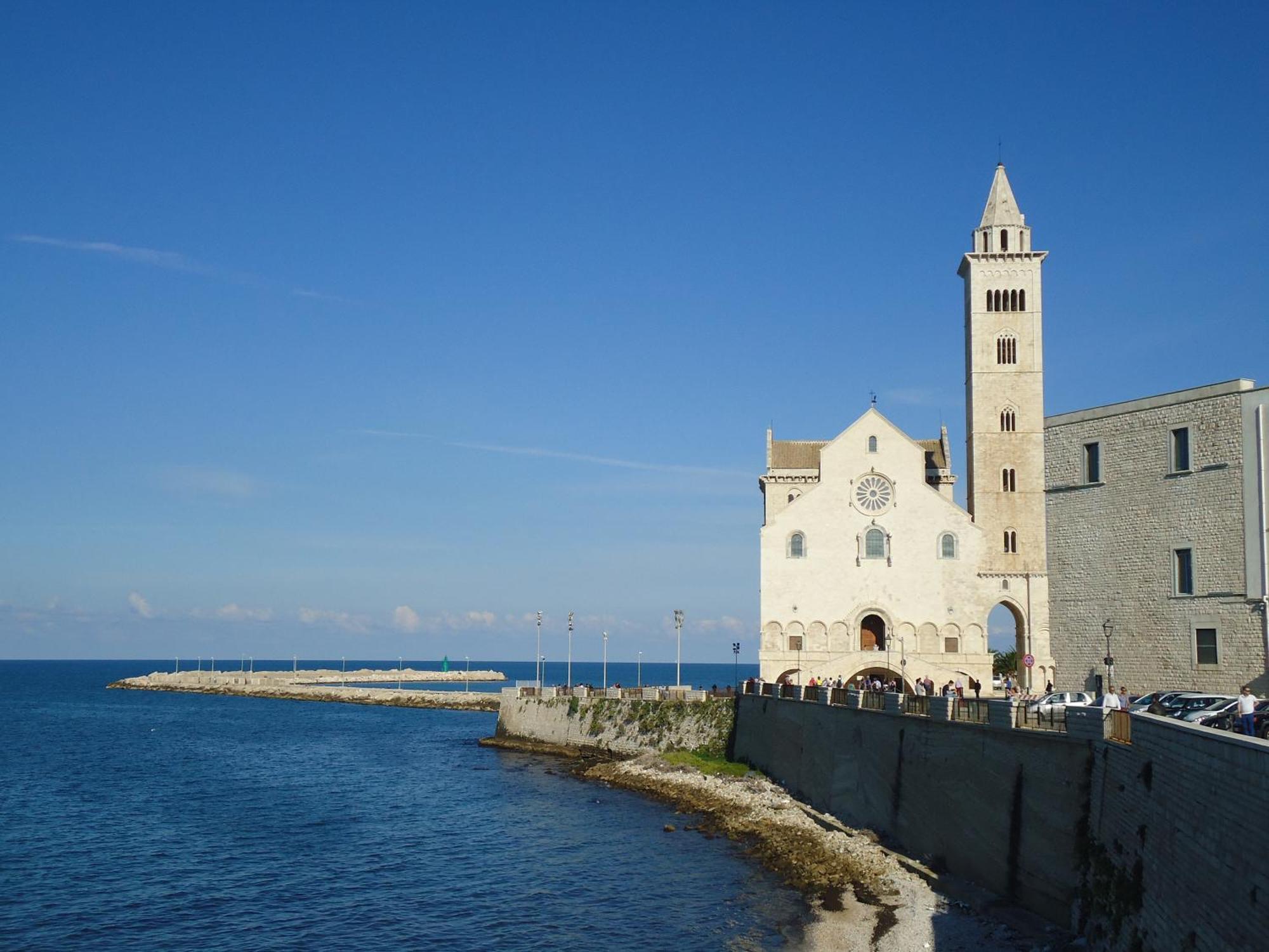 Bed and Breakfast La Soffitta Covelli Trani Exterior foto